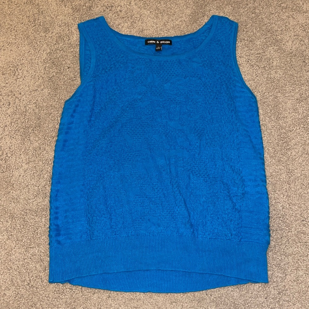 Cable & Gauge Small Blue Short Sleeve Sweater